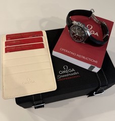 2024 Omega Speedmaster Moonwatch Sapphire Sandwich Leather Strap 42mm Box Papers