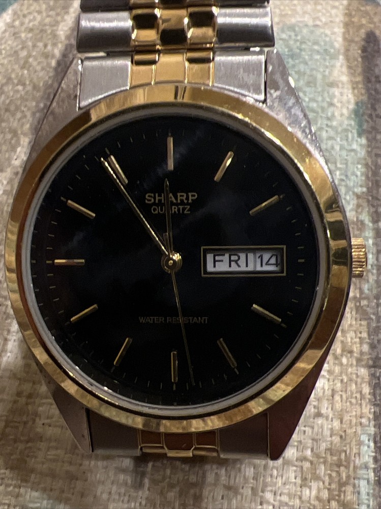 Sharp Vintage Mens Quartz Watch SR626SW Day & Date & Gold Silver Expandable Band