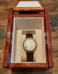 Excellent Vtg Belair 3ATM Gold Tone Mens sapphire crystal Watch w/case new bat