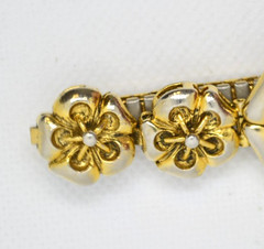Vintage LA Express Womens Watch Gold Tone Flower Charm Link Bracelet Floral Dial