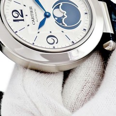 Cartier Pasha de Cartier 1.6 ” WSPA0030 Moon Phase Silver Guilloché Blue H