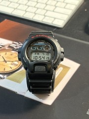 VINTAGE Casio G-Shock Men’s Watch DW6900 with NEW BATTERY