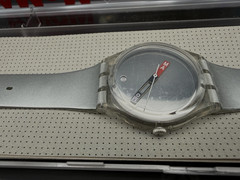 NEW Swatch Watch MOMA SILVER GZ406D Special Collection Limited Edition 2000