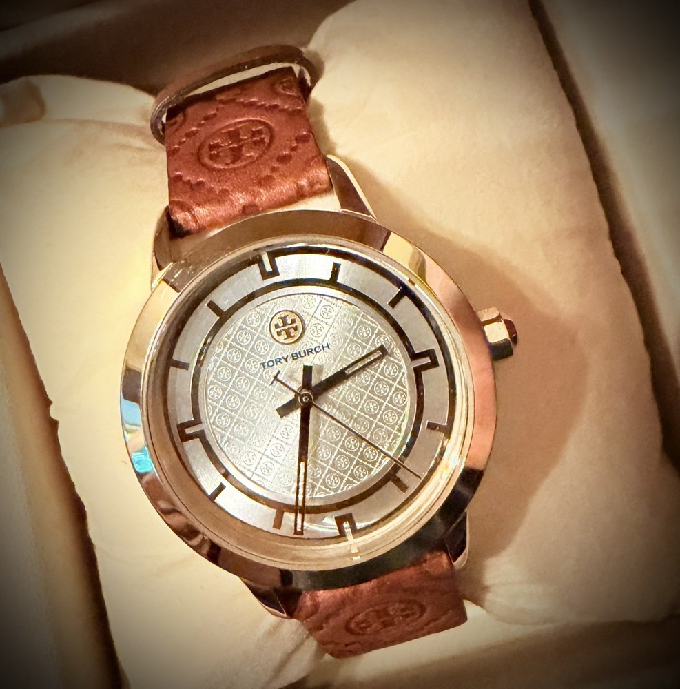Tory Burch T-Logo Leather Band Stainless Gold-Toned Case Watch in Cammello/Ivory