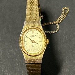 Vintage Citizen Watch Women 10mm Gold Tone Fold Over Clasp