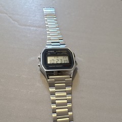 Casio A158W Quartz Digital Alarm Chronograph Day/Date Steel Bracelet Box