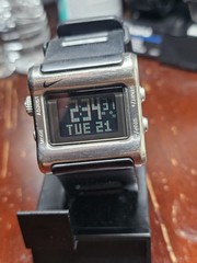 Nike Triax Digital Quartz 50m WR Day 38mm Silver Steel Black Rubber Strap