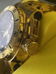 Invicta DC Comics Aquaman Automatic Watch Limited Edition Gold Clr NEEDS BATTERY