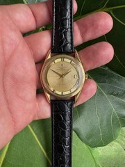Universal Genève Polerouter Date – w/ automatic Micro-rotor