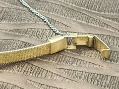 Vintage Orient Ladies Quartz Watch D85JB4-30 CS Textured Gold Tone Safety Chain
