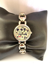 Mickey & Minnie Mouse Vintage Quartz Heart Shape Bracelet Watch Limited Edition