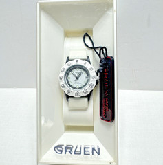 VTG 1980s GRUEN White Ladies Divers Style Watch Japan Quartz 28mm NEW OLD STOCK