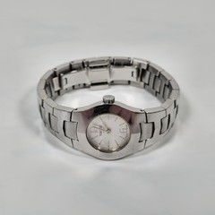 Tisot L520 Watch Ladies Stainless Steel White Dial Bracelet Watch Quartz Womens