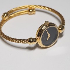 Gucci 2700 Wire Bangle Watch Black Quartz Ladies Japan 0712583