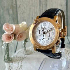 Vivienne Westwood Kiss Me Once Wristwatch Pink Gold 42mm