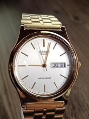 CASIO Gold Quartz Watch MQ-514