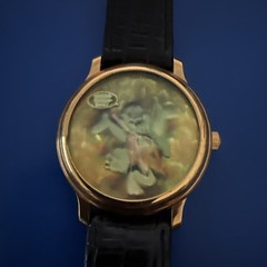 1991 (Fantasma)-3-D Fred Flintstone Hologram Watch NOS