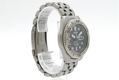 Seiko Kinetic Scuba 5M63-0B40 Grey Ghost Titanium 200m Diver Watch Working Japan