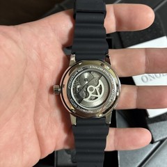 Onola submariner style watch automatic w/ rotating bezel