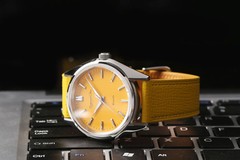40mm Quartz Watch VH31 Movement Heat Treated Hands Sapphire Crystal