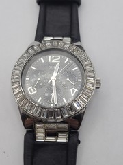 GUESS WATCH WATERPRO Black Dial Black Band New Battery Working