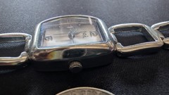LEI Women’s Silver Tone White Dial Clasp Quartz Watch New Battery Runs!
