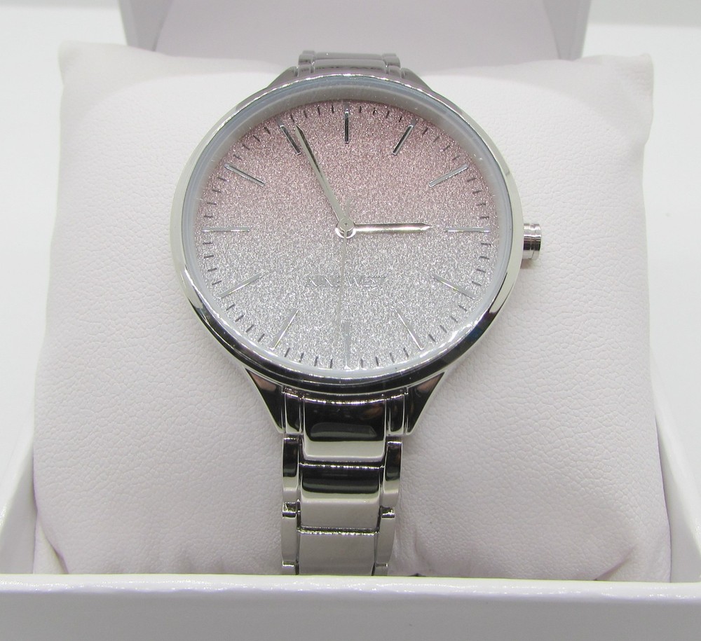 NEW Nine West Silver & Pink Ombre Glitter Women’s Wrist Watch