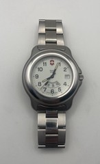 Vintage Victorinox Swiss Army Officer’s 1884 Dual Time GMT Quartz Watch. Working