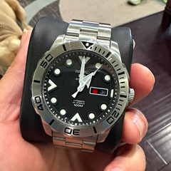 Seiko 5 Automatic 24 Jewels 100m Stainless Steel Bracelet READ DESCRIPTION