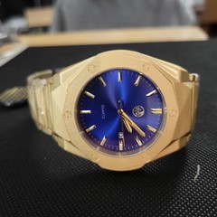 No-brand Men’s Blue and Gold Watch