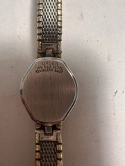 Gruen 17 Jewels Women’s Manual Mechanical Oval Roman Dial Gold Bracelet