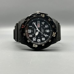 Casio 5125 MRW-200H Mens Watch 43mm Black Dial Day Date 100M New Battery