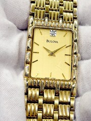 Bulova Diamond Quartz Men’s Watch SWISS 2000 Vintage Quartz New Battery